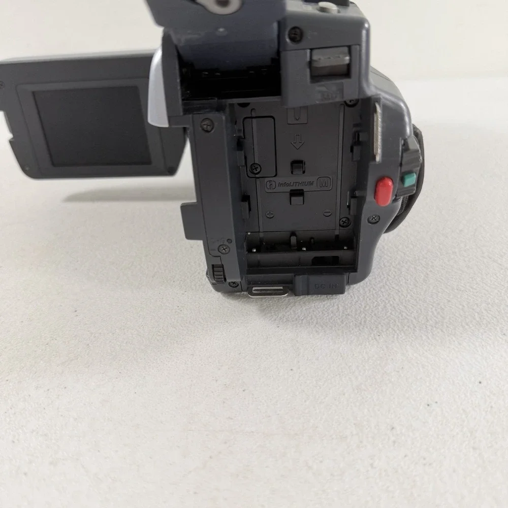 Sony Digital Handycam DCR-TRV250 Nightshot FOR PARTS/REPAIR Read Description